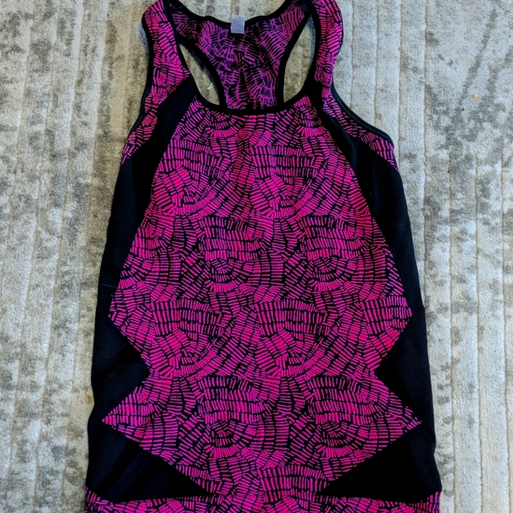Workout tank top